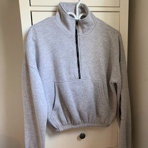 Cropped hoodie